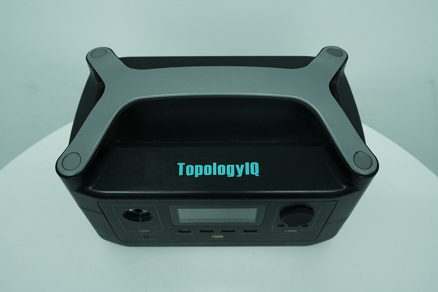 TopologyIQ Power Station, 200Wh, 300W output, designed for outdoor use
